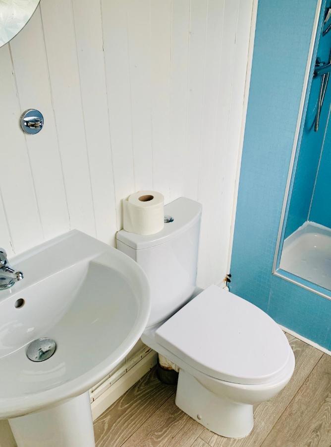 Bunnahabhain 5 - Farm Stay - Stunning Sea And Rural Views Stranraer Exterior foto